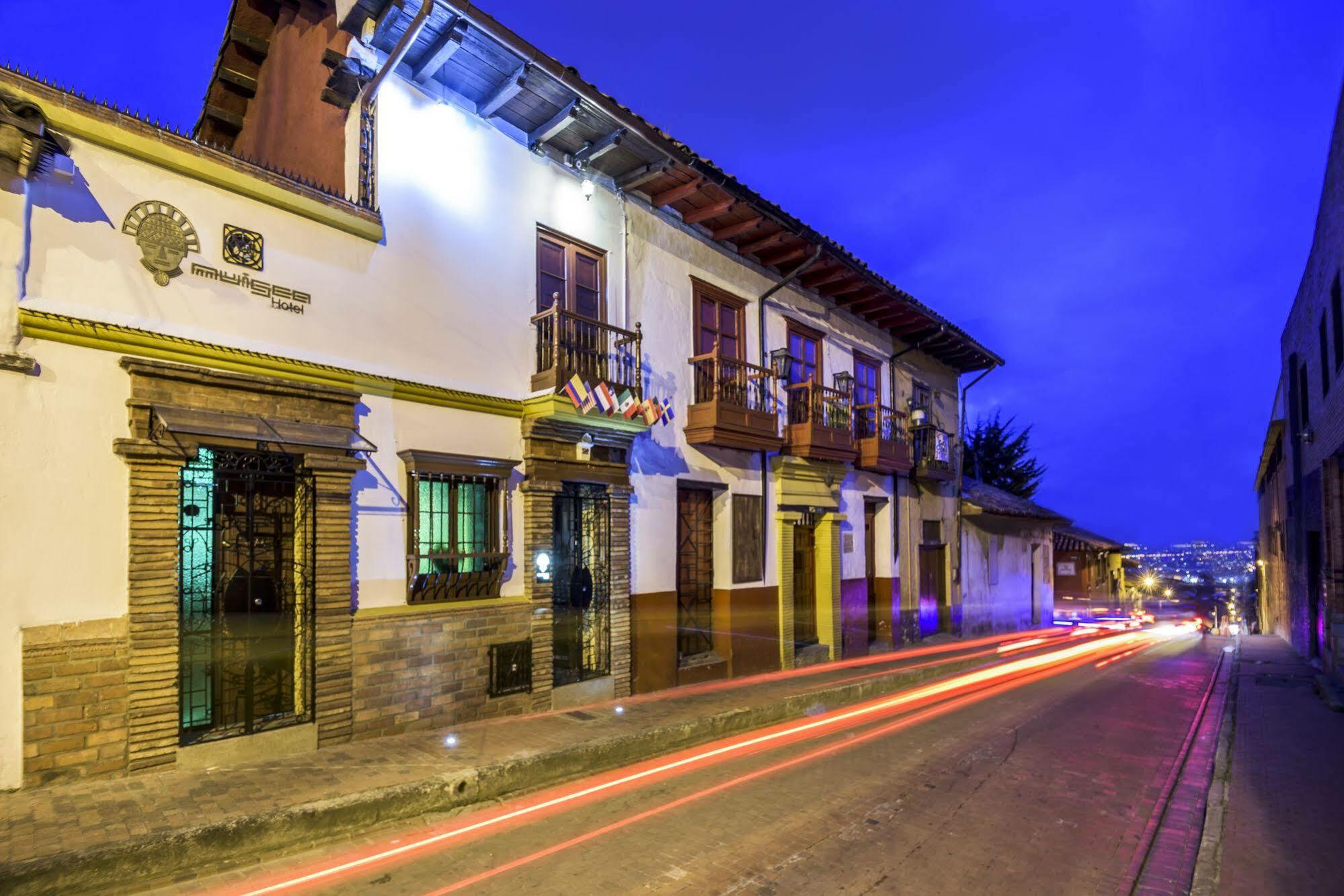 Hotel Muisca Богота Екстериор снимка